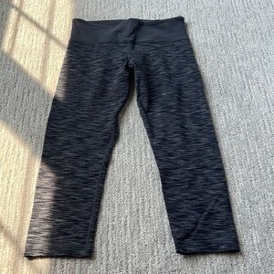 Cropped lulu leggings